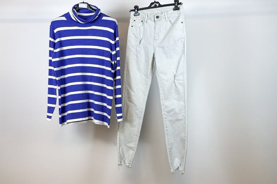 Damen Pullover und Jeans, Gr. 40